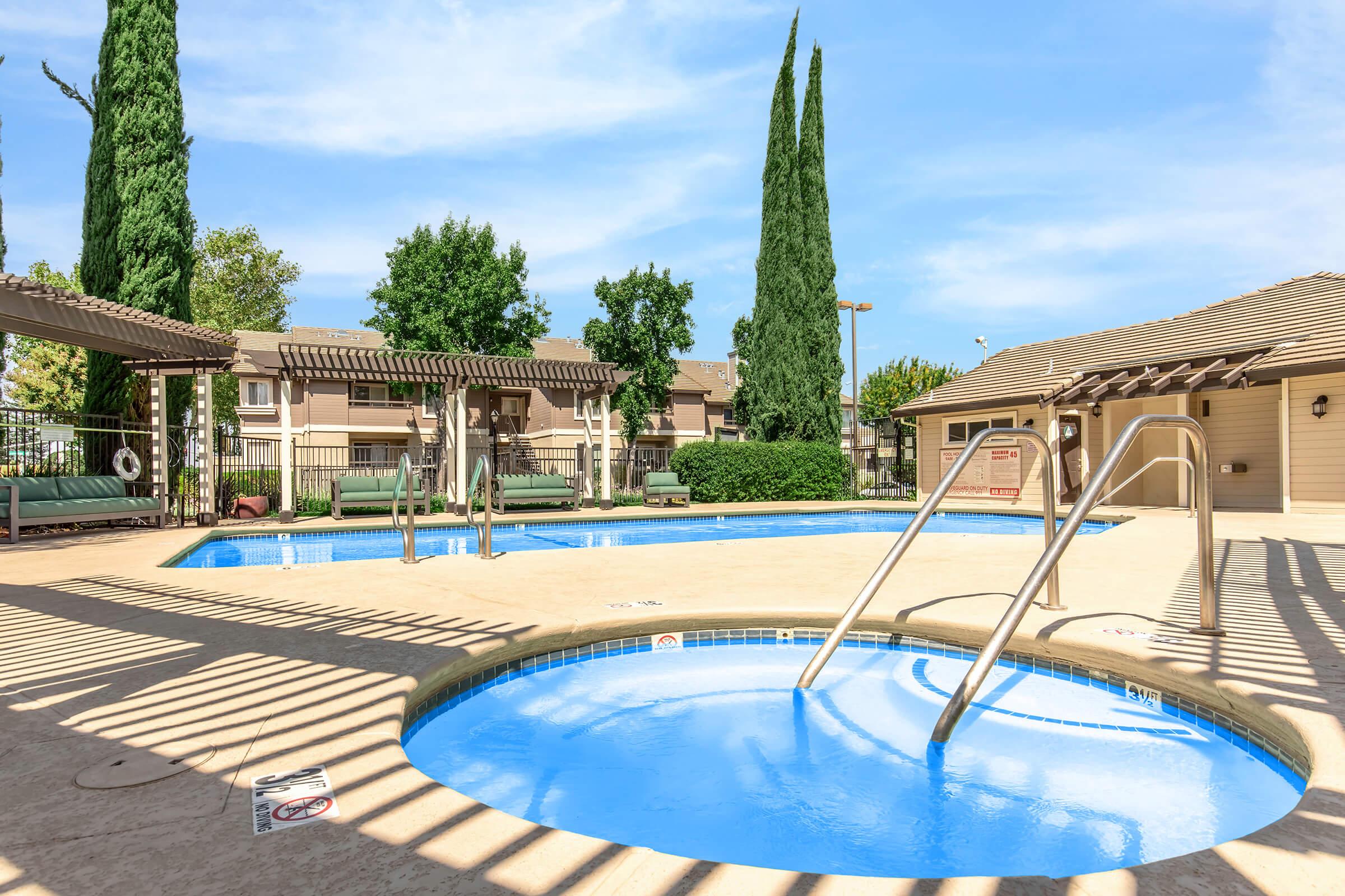 Peppertree Apartments photo 5